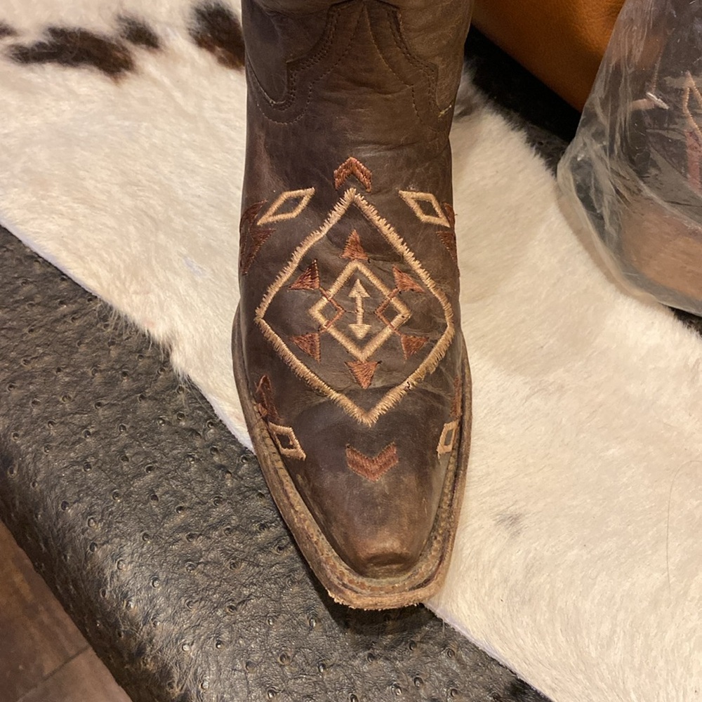 CIRCLE G Women’s Cowboy Boots Western Aztec Pattern Brown Pointed Toe - Picture 8 of 12